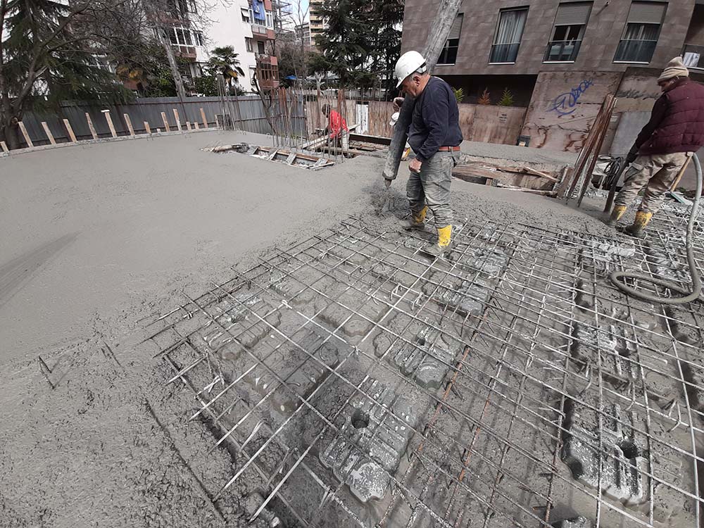 Celebi apt birgen insaat beton kurulum